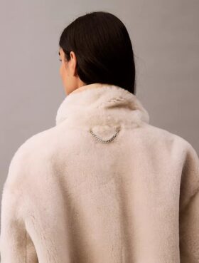 Abrigo reversible de piel de oveja