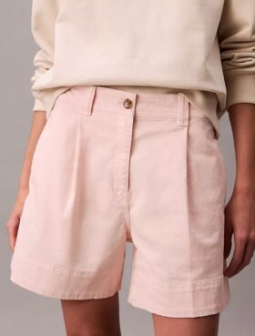 Bermudas plisadas de sarga Cotton Stretch de algodón