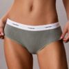 Bikini de algodón elástico con costuras acanaladas Bikini de algodón elástico con costuras acanaladas