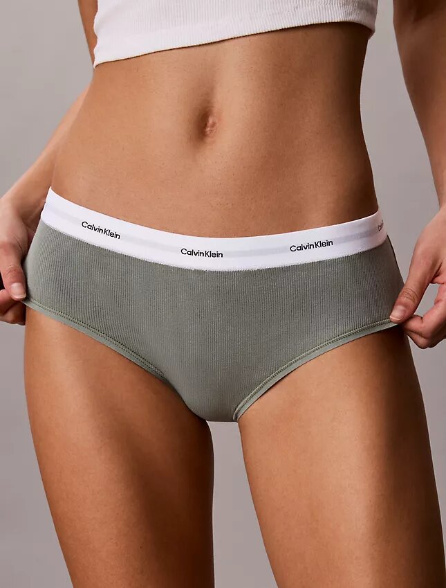 Bikini de algodón elástico con costuras acanaladas Bikini de algodón elástico con costuras acanaladas