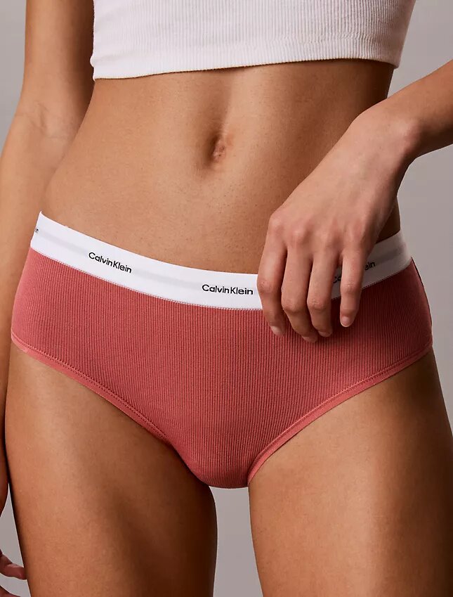 Bikini de algodón elástico con costuras acanaladas Bikini de algodón elástico con costuras acanaladas