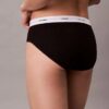 Bikini de algodón elástico con costuras acanaladas Bikini de algodón elástico con costuras acanaladas