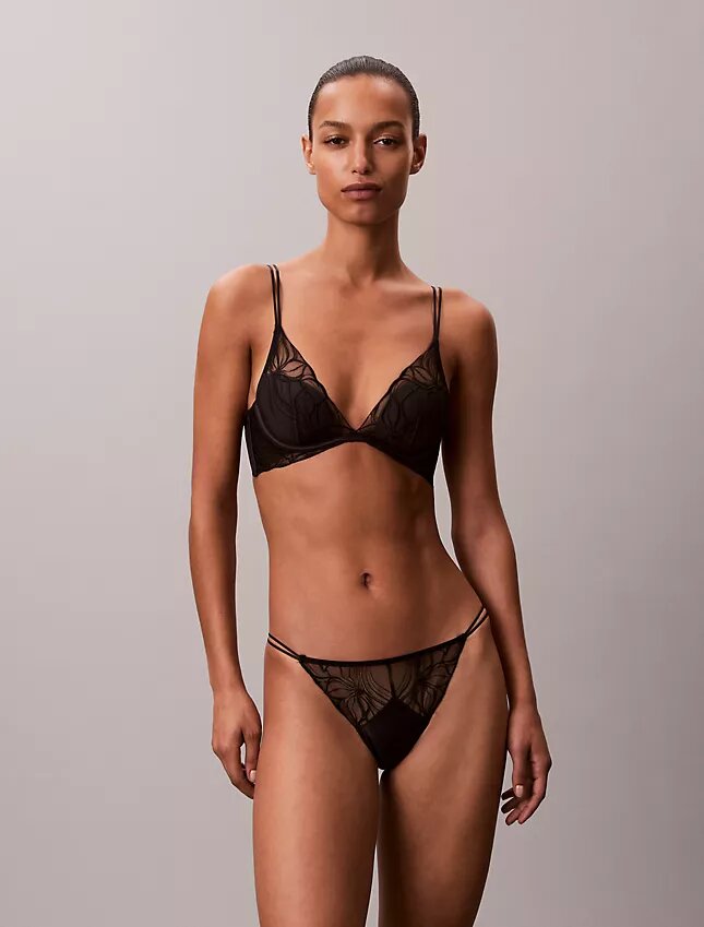 Bikini de encaje floral negro de CK Black Bikini de encaje floral negro de CK Black