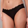Bikini de microfibra elástica con encaje Bikini de microfibra elástica con encaje
