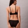 Bikini de microfibra elástica con encaje Bikini de microfibra elástica con encaje