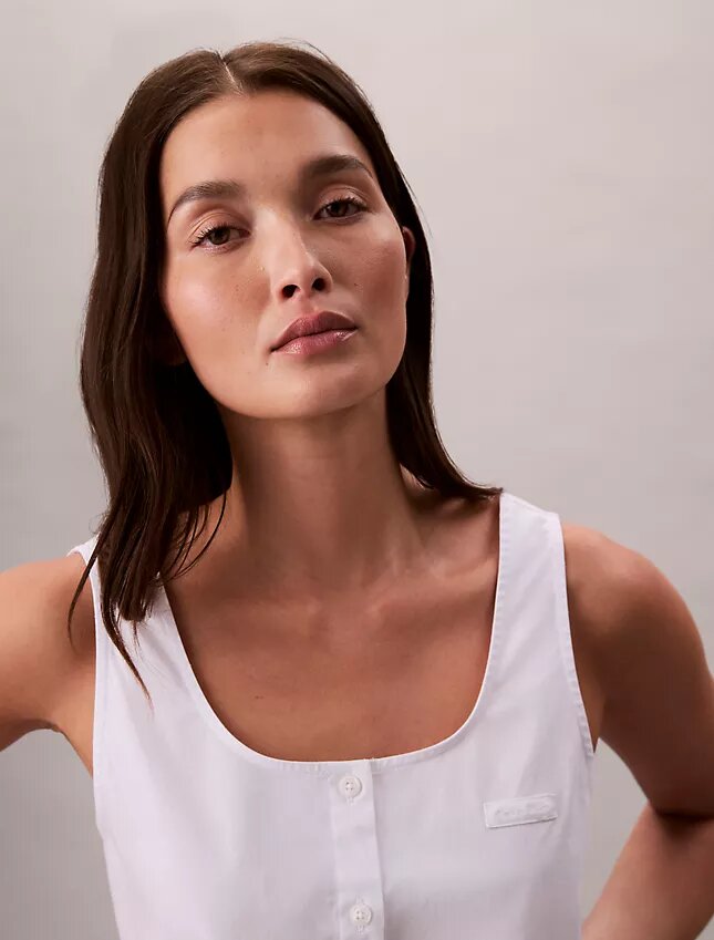 Blusa de popelín con botones Blusa de popelín con botones