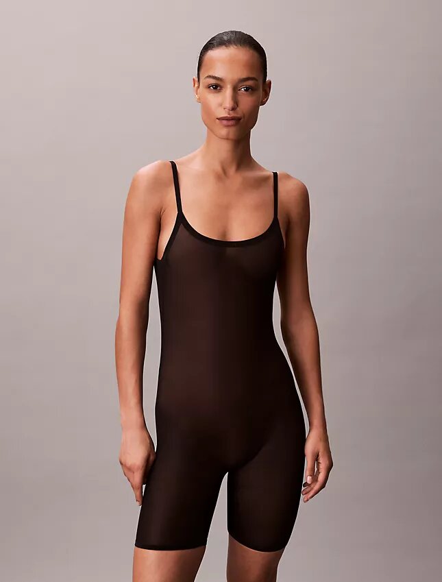 Body minimalista de malla hasta la mitad del muslo Body minimalista de malla hasta la mitad del muslo