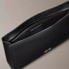Bolsa con logotipo en relieve Bolsa con logotipo en relieve