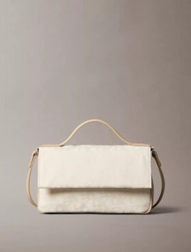 Bolso cruzado con solapa y Monogram integral