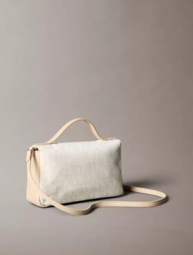 Bolso cruzado con solapa y Monogram integral