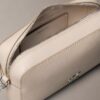 Bolso cruzado minimalista para teléfono con Monogram Bolso cruzado minimalista para teléfono con Monogram