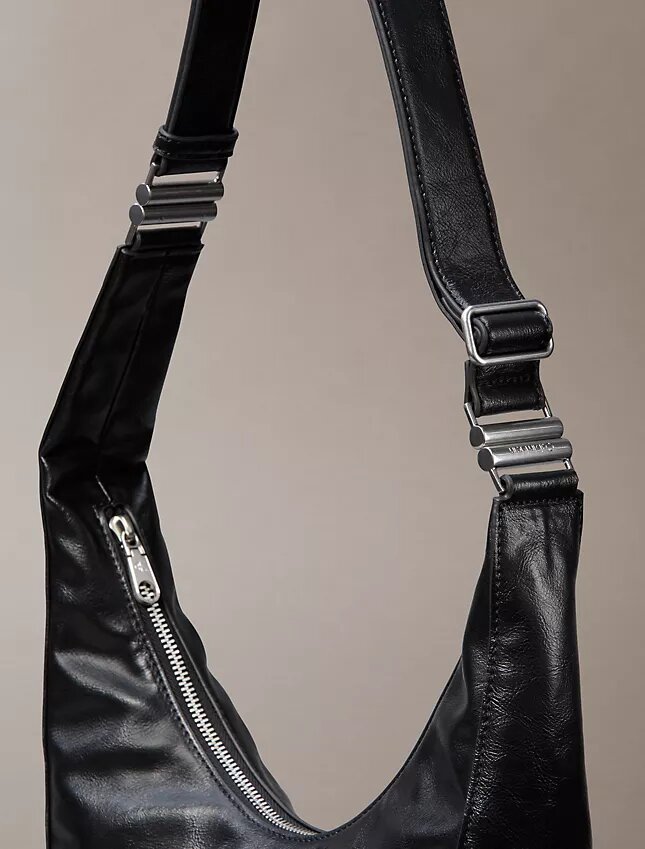 Bolso cruzado pequeño curvo Bolso cruzado pequeño curvo
