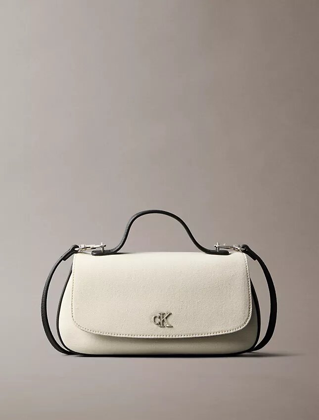 Bolso de hombro con asa de lona Monogram Bolso de hombro con asa de lona Monogram