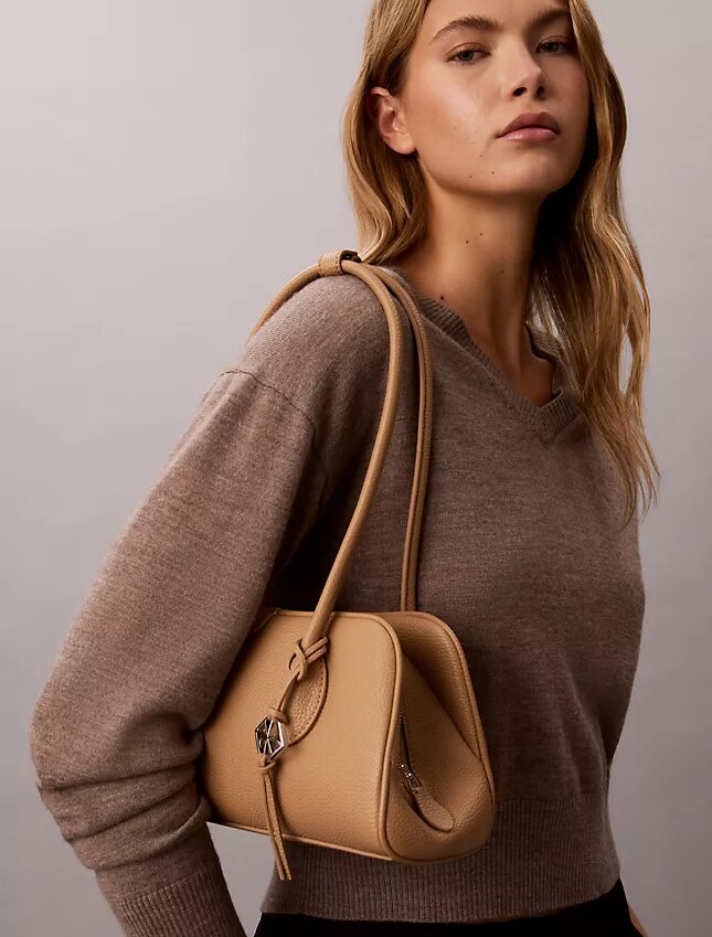 Bolso de hombro con logotipo Bolso de hombro con logotipo