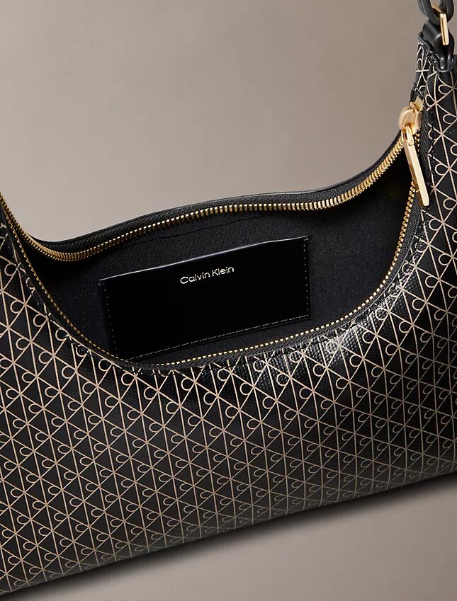 Bolso de hombro con logotipo estampado Bolso de hombro con logotipo estampado