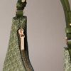 Bolso de hombro con logotipo estampado Bolso de hombro con logotipo estampado