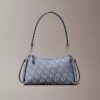 Bolso de hombro con logotipo Monogram plisado Bolso de hombro con logotipo Monogram plisado