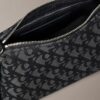 Bolso de hombro con logotipo Monogram plisado Bolso de hombro con logotipo Monogram plisado