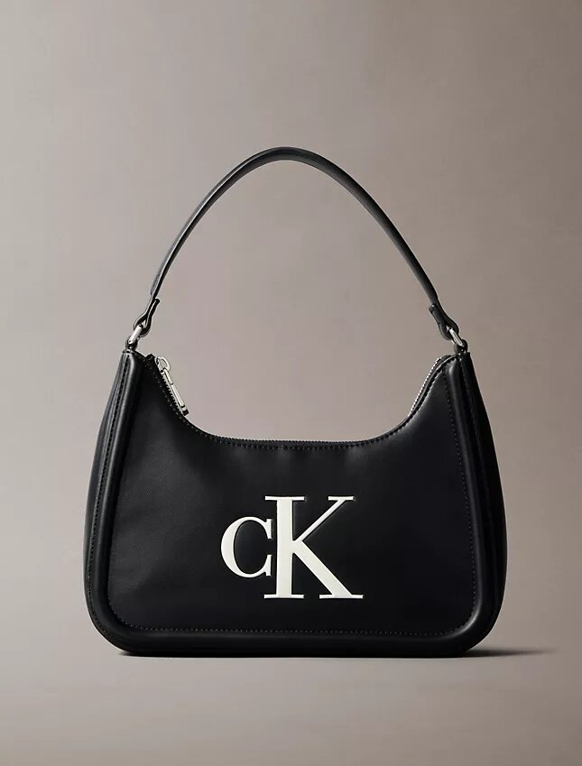 Bolso de hombro con Monogram en relieve Bolso de hombro con Monogram en relieve
