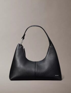Bolso de hombro de cuero holgado