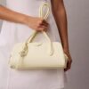 Bolso de hombro mini con logotipo Bolso de hombro mini con logotipo