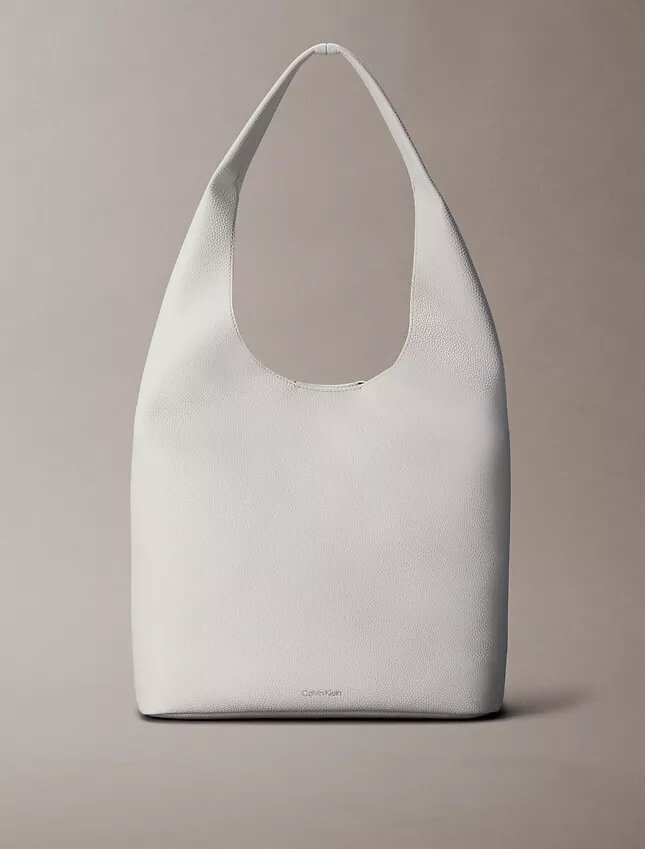 Bolso mediano holgado con textura granulada Bolso mediano holgado con textura granulada