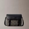 Bolso mensajero pequeño con jacquard con emblema Bolso mensajero pequeño con jacquard con emblema