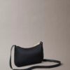 Bolso mini con monograma llamativo Bolso mini con monograma llamativo