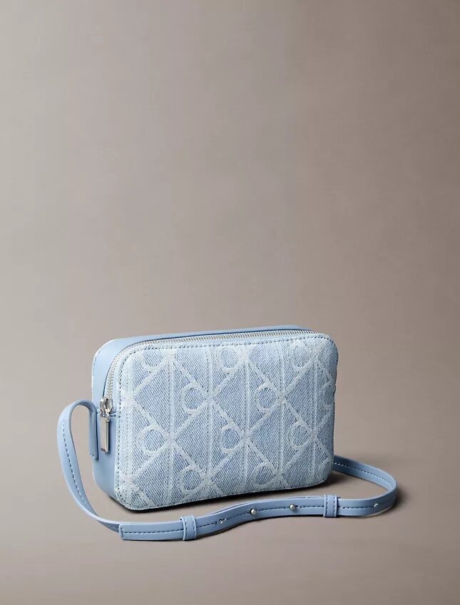 Bolso para cámara de Denim con logotipo en todo el diseño Bolso para cámara de Denim con logotipo en todo el diseño