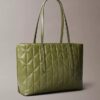 Bolso pequeño acolchado con logotipo Bolso pequeño acolchado con logotipo