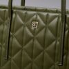 Bolso pequeño acolchado con logotipo Bolso pequeño acolchado con logotipo