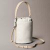 Bolso tipo cubo con monogram integral Bolso tipo cubo con monogram integral