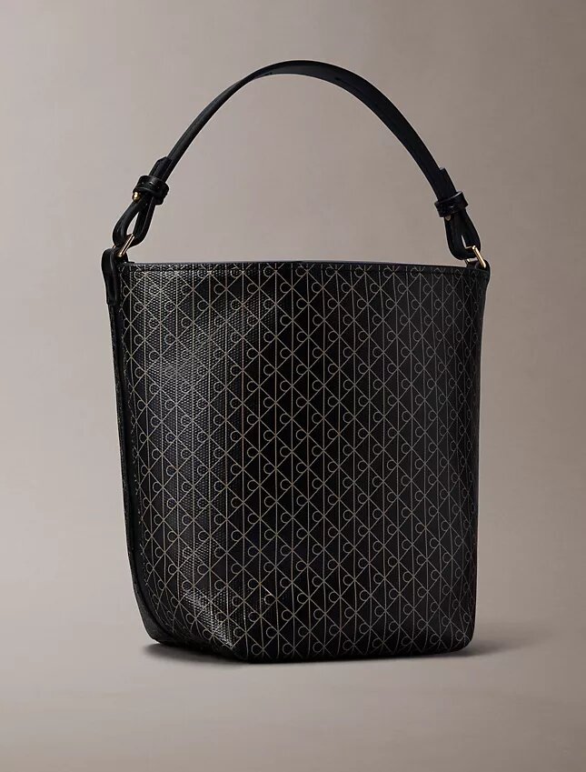 Bolso tipo cubo pequeño con estampado de logotipo en todo el diseño y bolsillo Bolso tipo cubo pequeño con estampado de logotipo en todo el diseño y bolsillo
