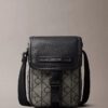 Bolso tipo reporter con jacquard con emblema Bolso tipo reporter con jacquard con emblema