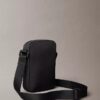 Bolso tipo reporter de nailon