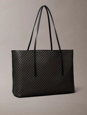 Bolso tote con el logotipo del emblema en toda la superficie y bolsillo