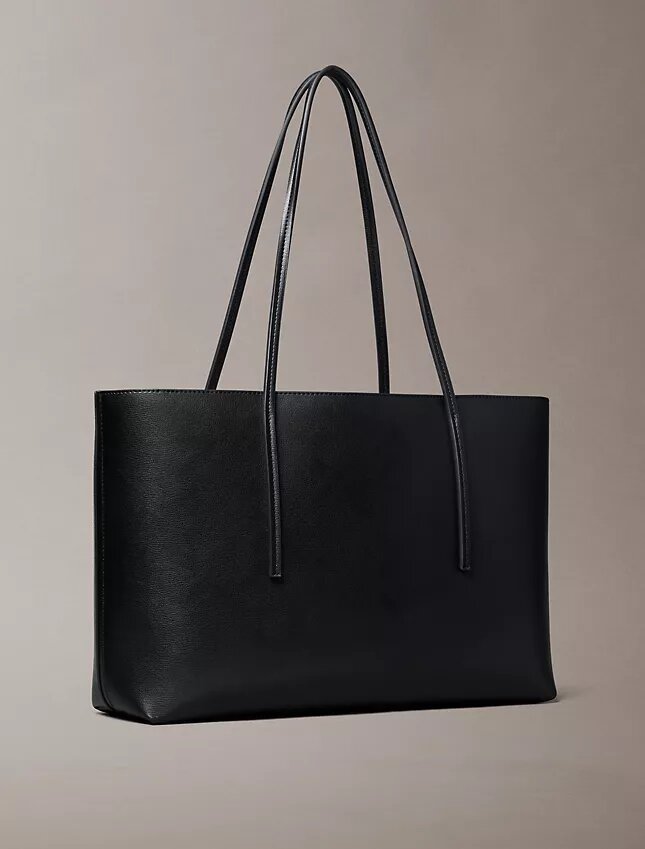 Bolso tote con logotipo en lámina Bolso tote con logotipo en lámina
