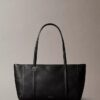 Bolso tote con textura de guijarros y logotipo Bolso tote con textura de guijarros y logotipo