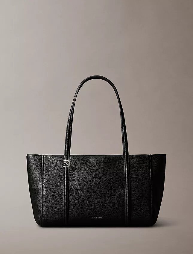 Bolso tote con textura de guijarros y logotipo Bolso tote con textura de guijarros y logotipo
