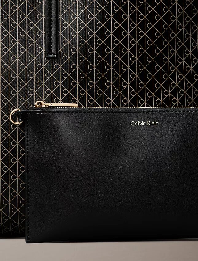 Bolso tote grande con logotipo en todo el diseño y bolsillo Bolso tote grande con logotipo en todo el diseño y bolsillo