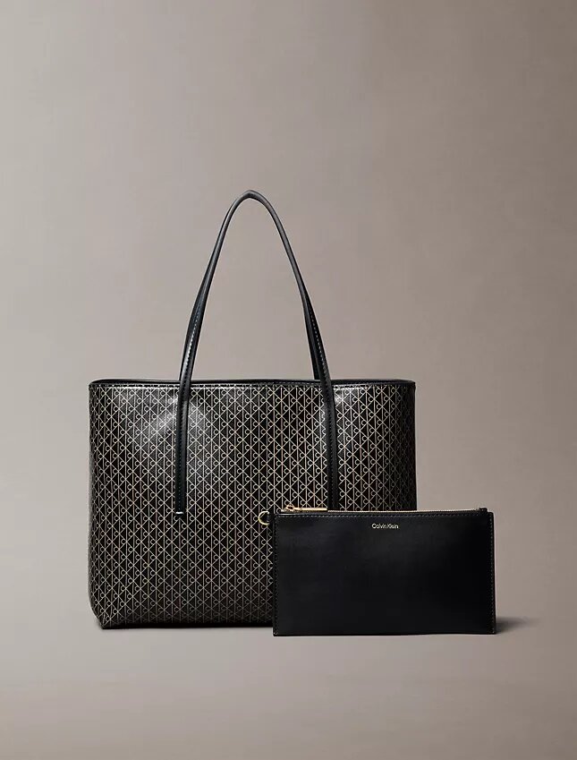Bolso tote pequeño con estampado del logotipo en todo el diseño y bolsillo Bolso tote pequeño con estampado del logotipo en todo el diseño y bolsillo