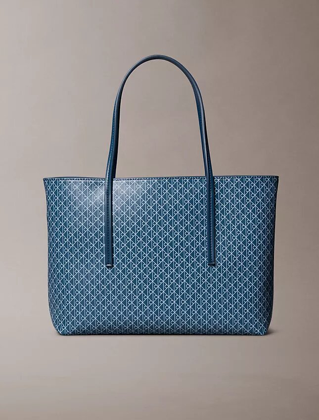 Bolso tote pequeño con estampado del logotipo en todo el diseño y bolsillo Bolso tote pequeño con estampado del logotipo en todo el diseño y bolsillo