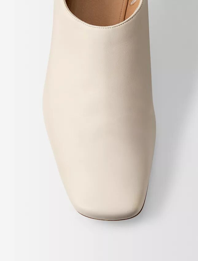 Bota de cuero Anna Bota de cuero Anna