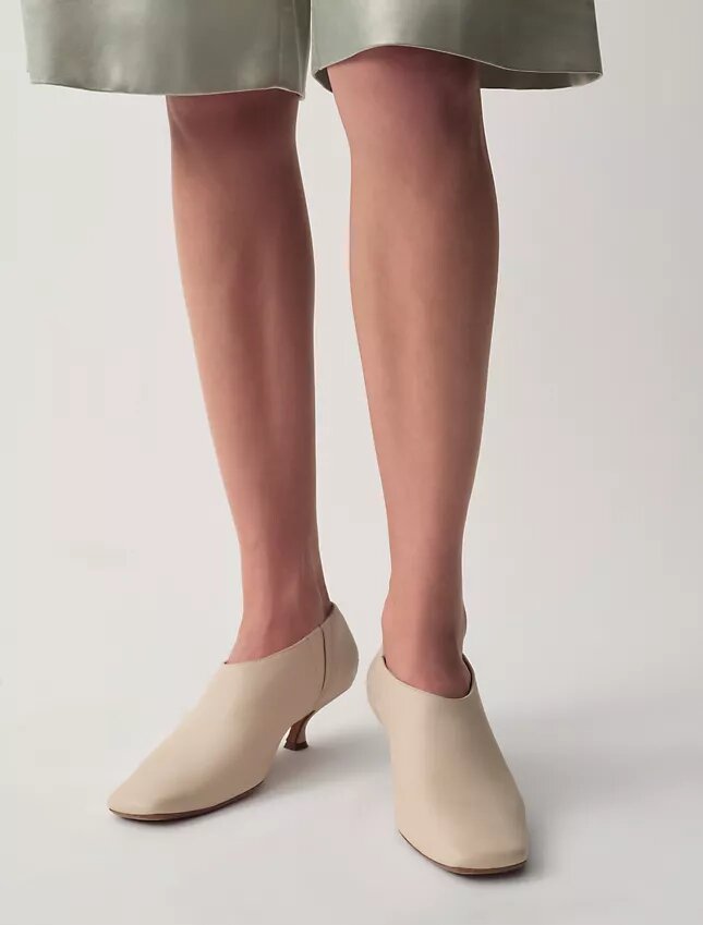 Bota de cuero Anna Bota de cuero Anna