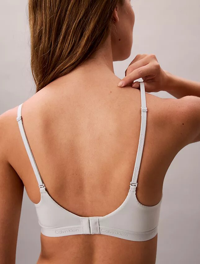 Bralette con forro ligero Form to Body Bralette con forro ligero Form to Body