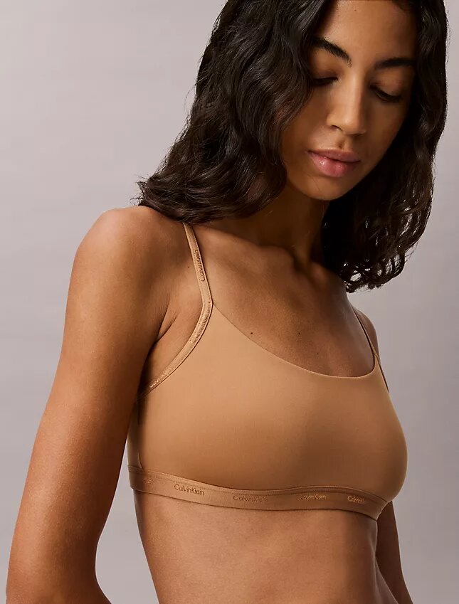 Bralette con forro ligero Form to Body Bralette con forro ligero Form to Body