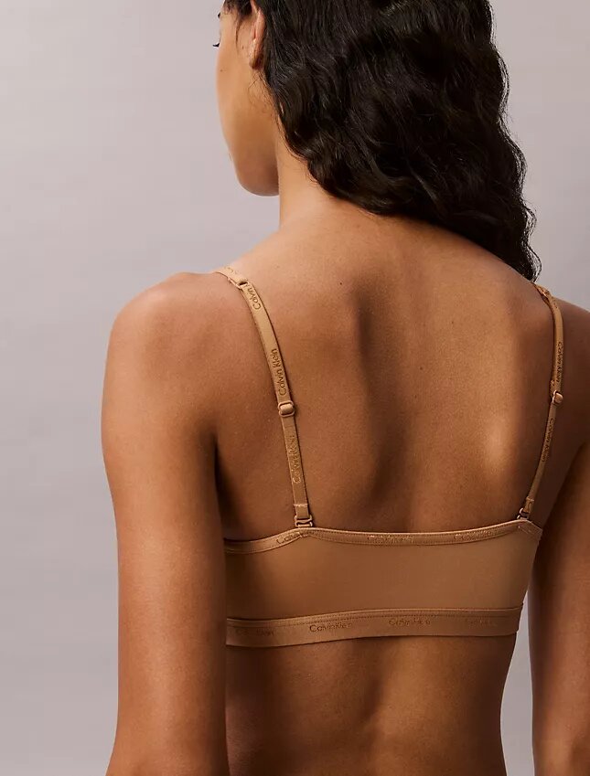 Bralette con forro ligero Form to Body Bralette con forro ligero Form to Body