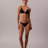 Bralette de baño con triángulo icónico de CK Bralette de baño con triángulo icónico de CK