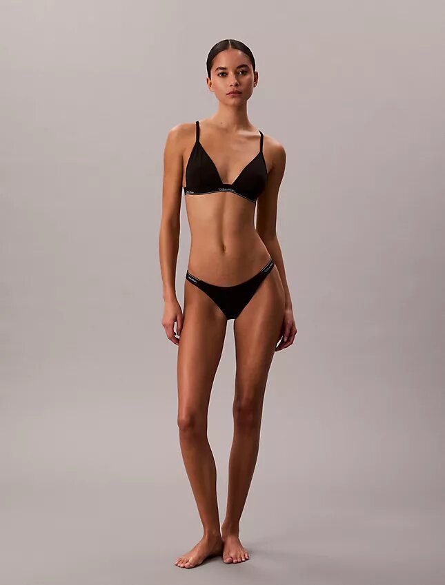 Bralette de baño con triángulo icónico de CK Bralette de baño con triángulo icónico de CK