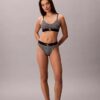 Bralette elástico de microfibra Unlined con Monogram gráfico Bralette elástico de microfibra Unlined con Monogram gráfico